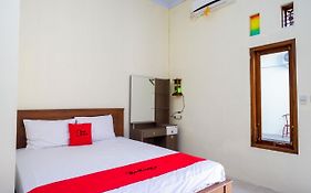 Reddoorz @ Umbul Ponggok Waterpark Hotel