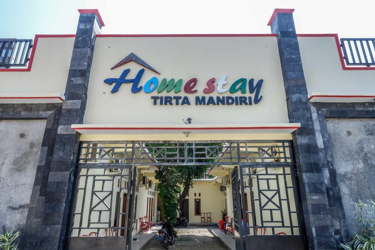 RedDoorz @ Umbul Ponggok Waterpark Klaten Bagian luar foto